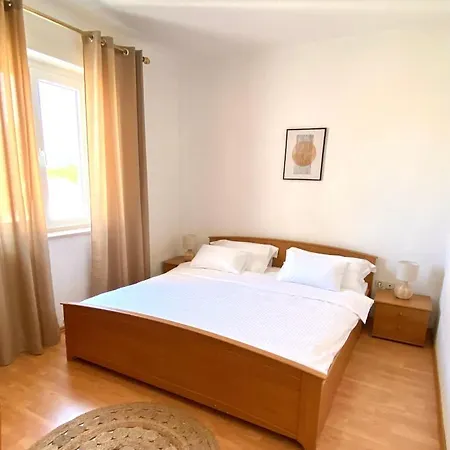 Apartman Tino *